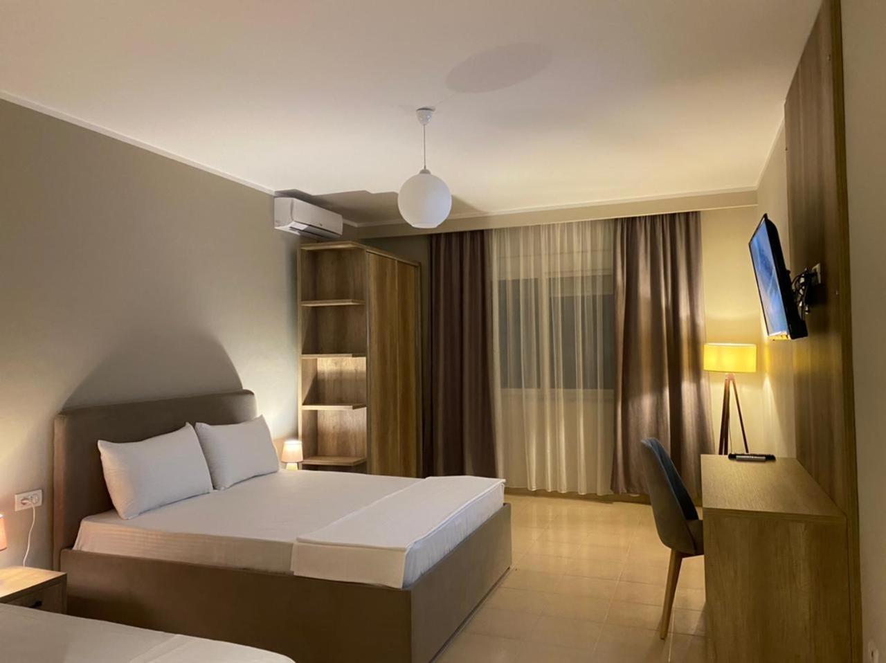 Rumar Hotel *
